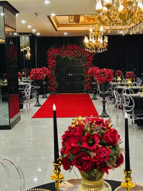 Liva Davet Evi, Ümraniye kına ve davet salonu: mumlar ve gelin yolu